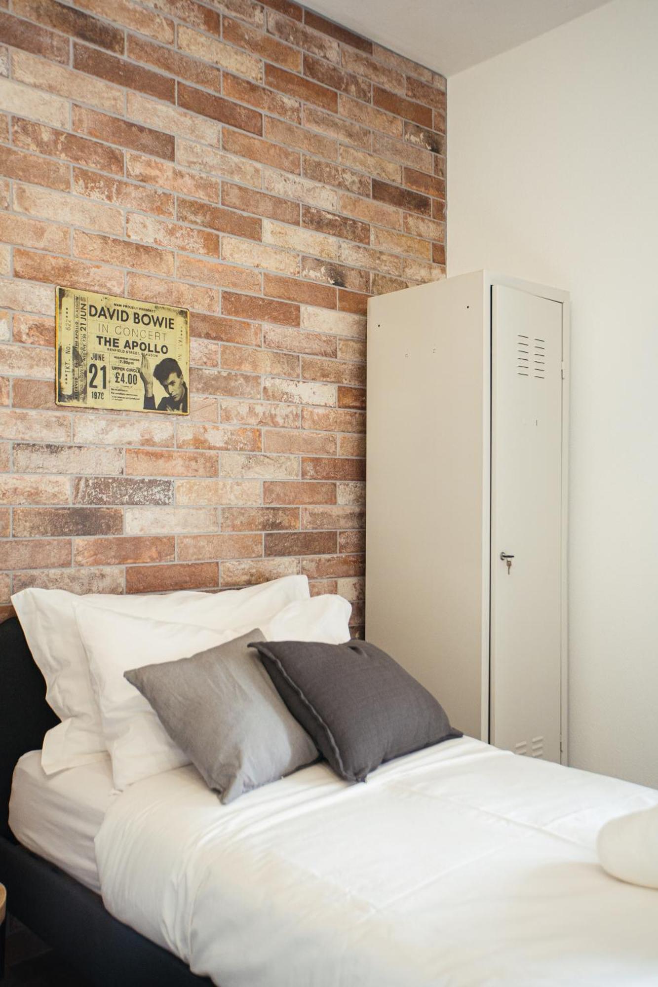 The Brick 194, 7 Posti Letto Apartment อูดิเน ภายนอก รูปภาพ